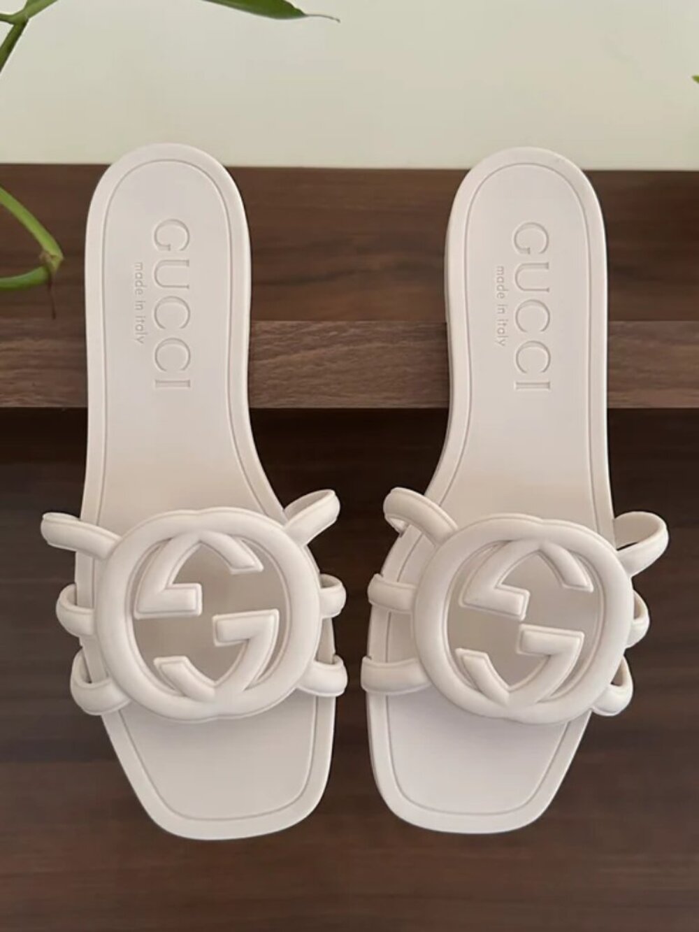 Gucci Women Sandals
